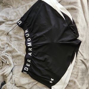 Heat gear under armour shorts